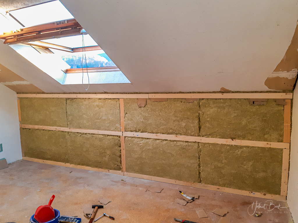 DachgeschossIsolierung Wände einfach und sicher dämmen